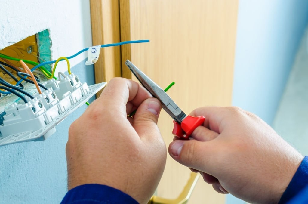 switch and socket Installing